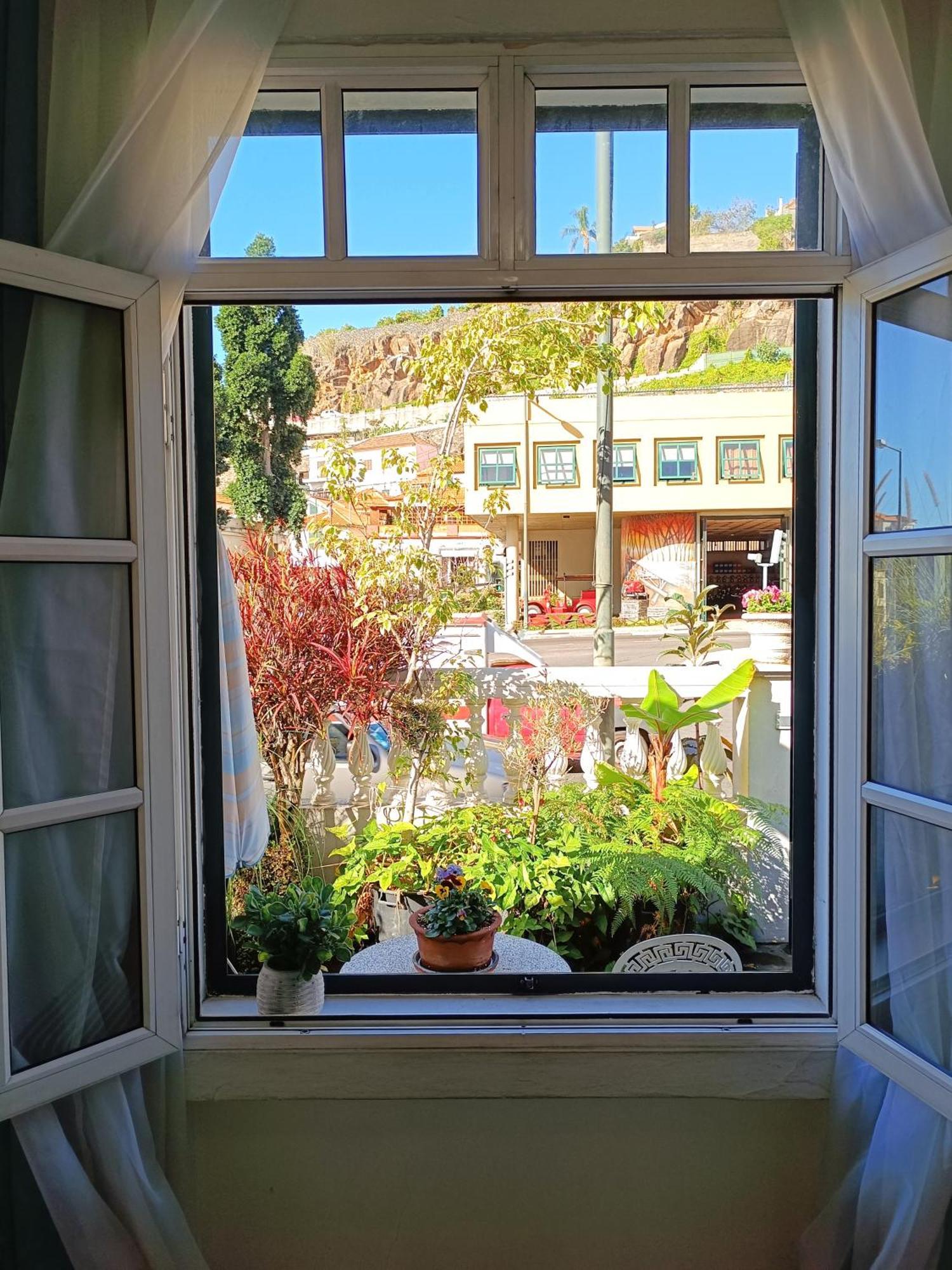 Home & Flower - Private Bedrooms Funchal Chambre photo